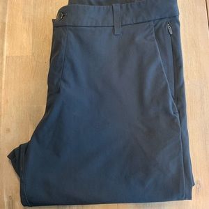 Lululemon Commission Classic-Fit Pant 32" Warpstre